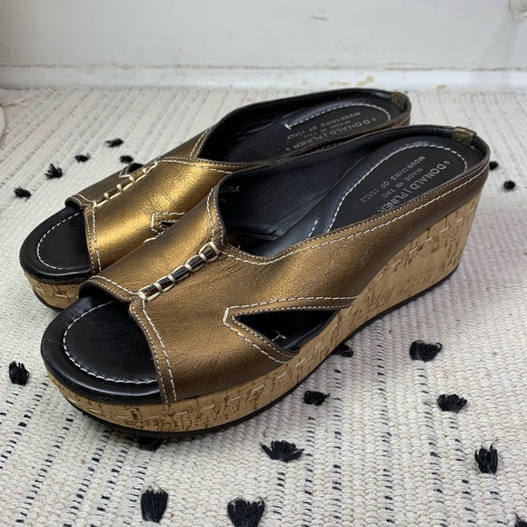Donald J Pliner Salina Platform Wedge Slip On - Picture 4 of 11